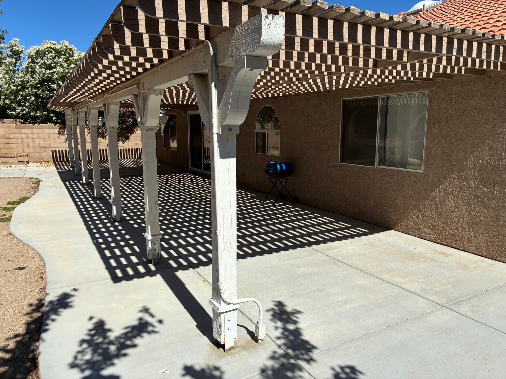 Palmdale House: 2614 Sycamore Ln.