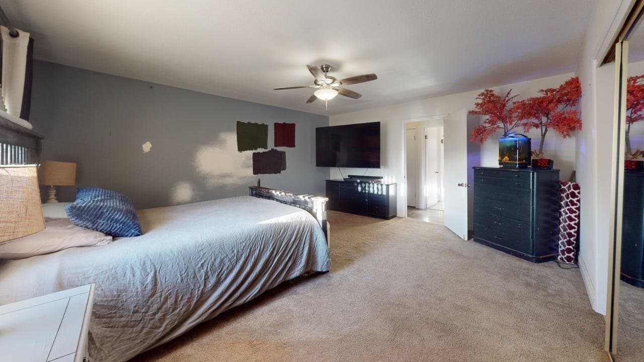 Oroville House: 106 Valley View Dr.