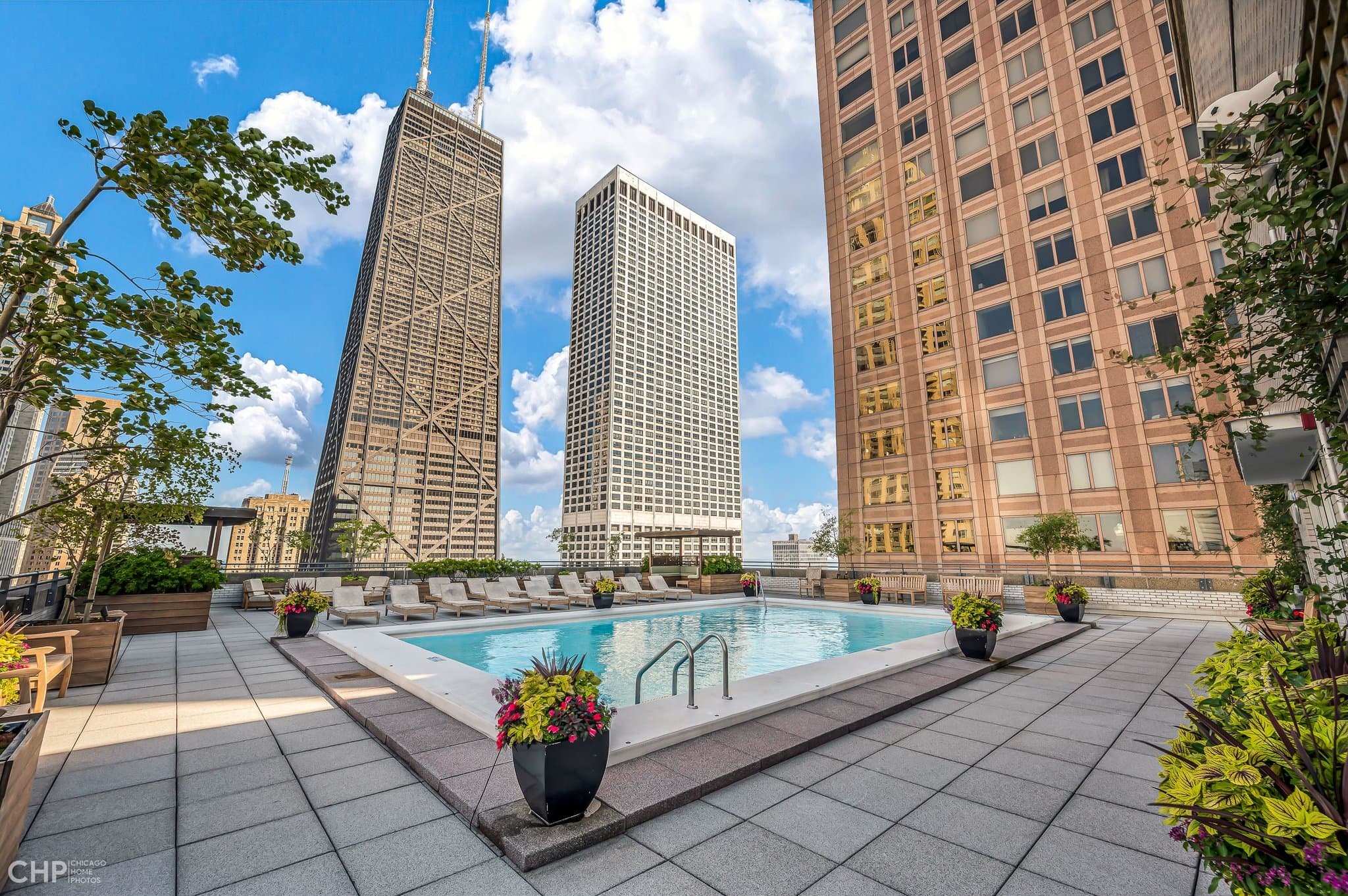 Chicago Condo: 777 North Michigan
