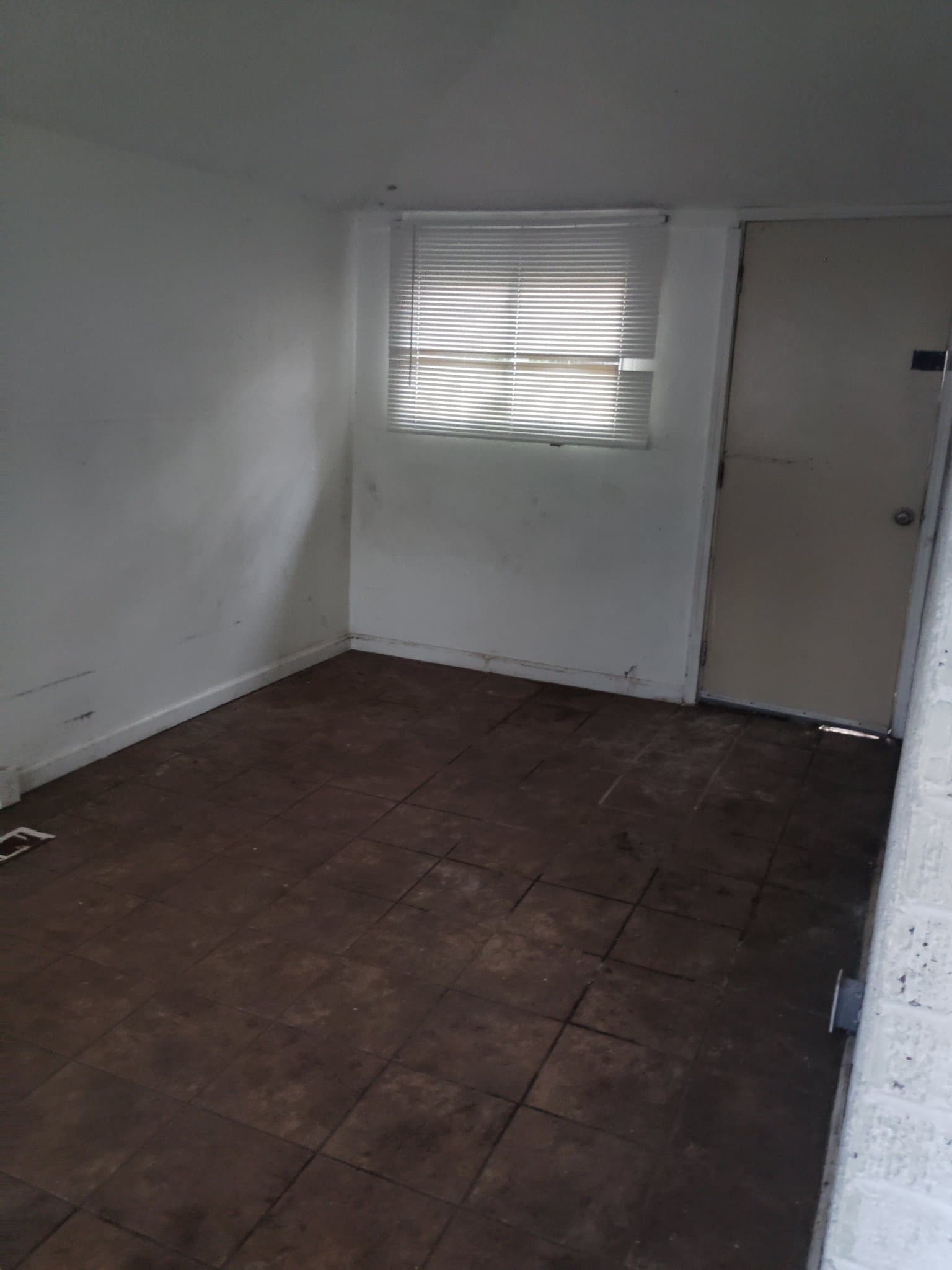 St. Louis House: 3729 Avondale Avenue