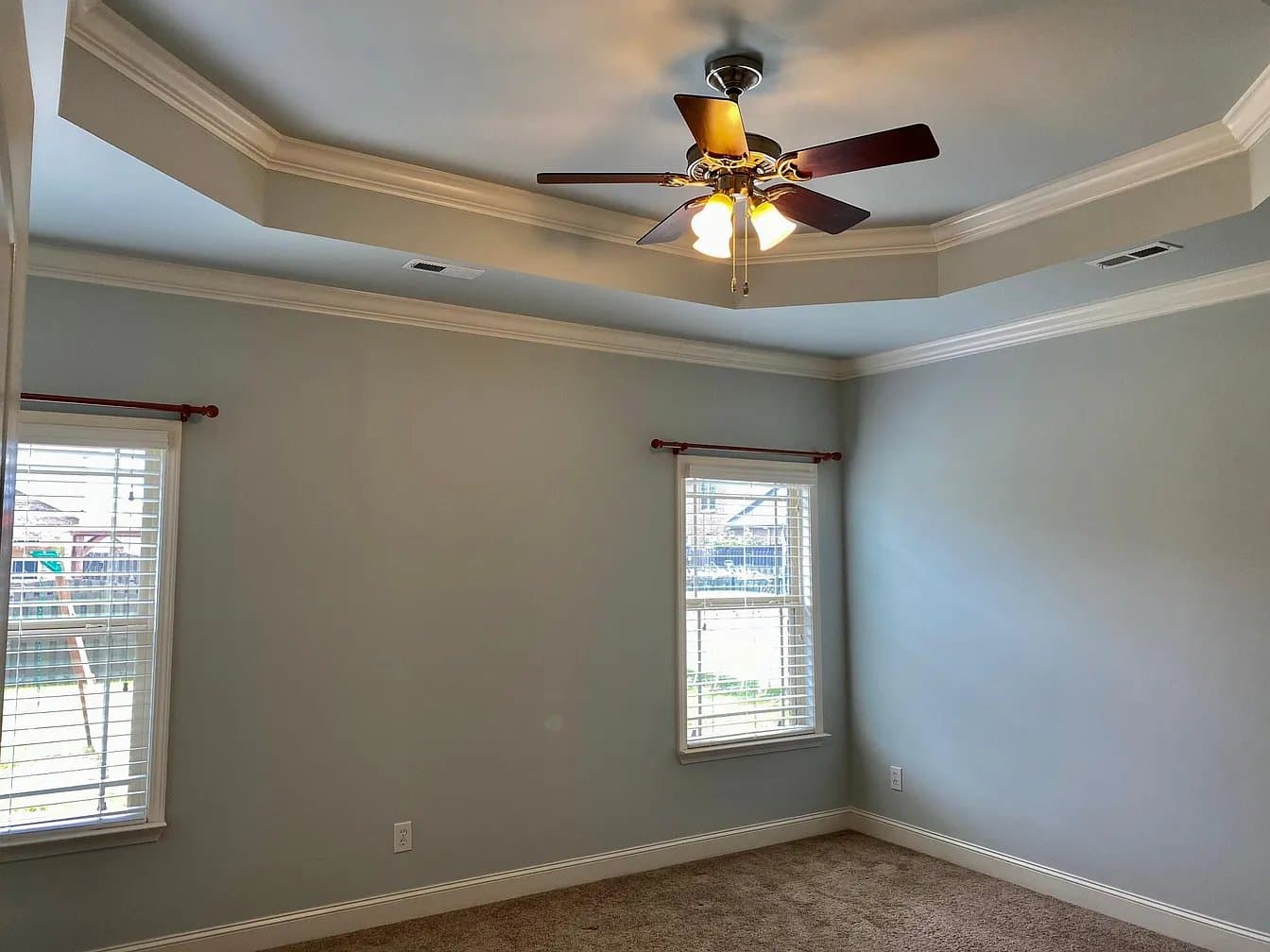 Madison House: 115 Woodvale Dr