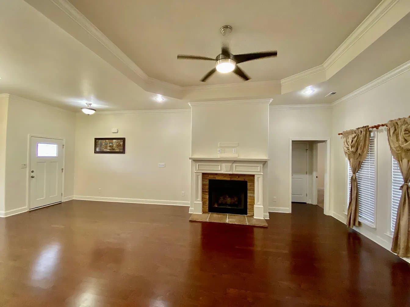 Madison House: 115 Woodvale Dr