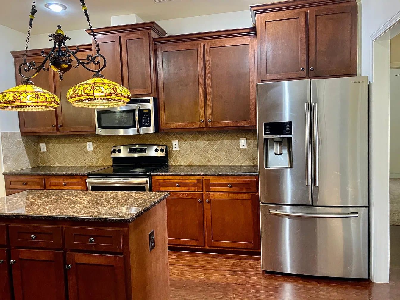 Madison House: 115 Woodvale Dr
