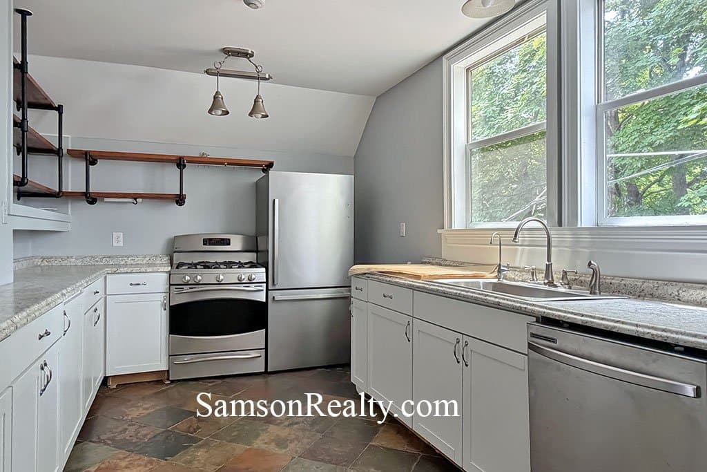 Cranston Condo: 14 Bartlett Ave