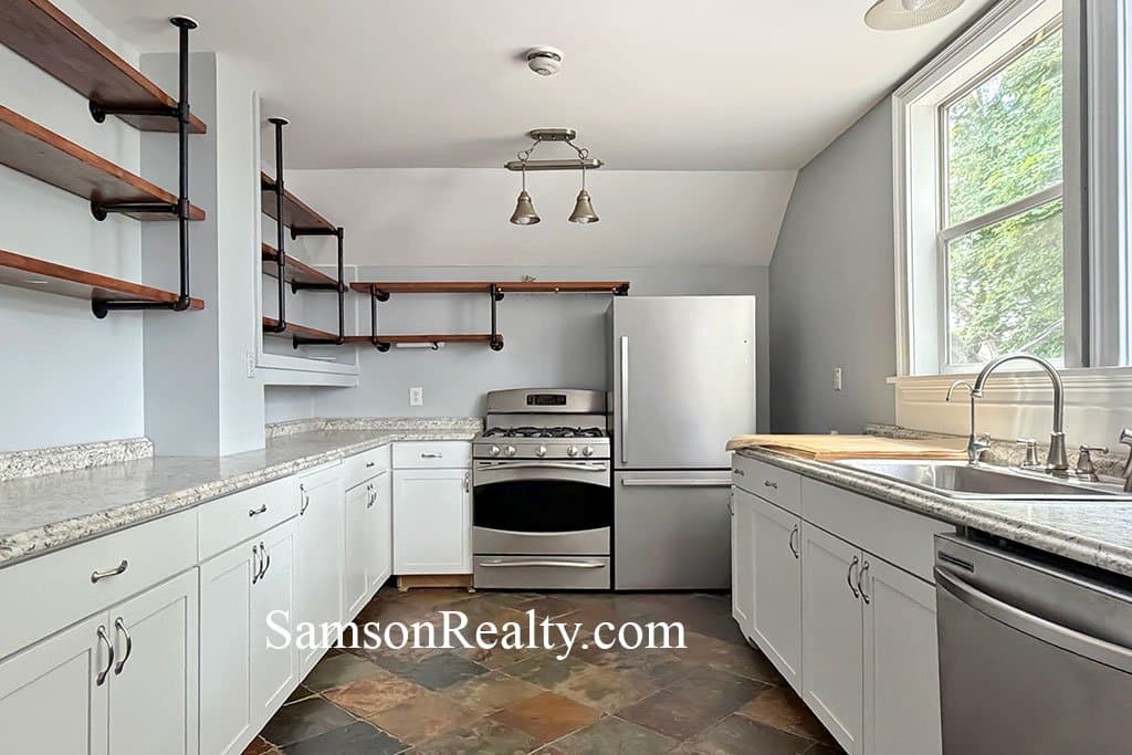 Cranston Condo: 14 Bartlett Ave