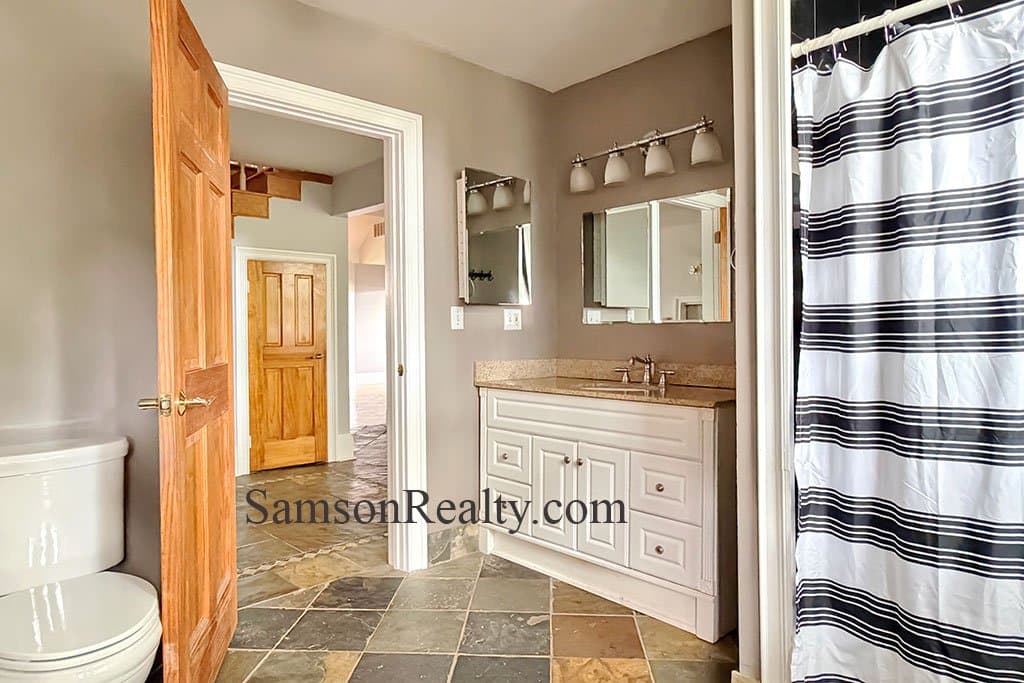 Cranston Condo: 14 Bartlett Ave