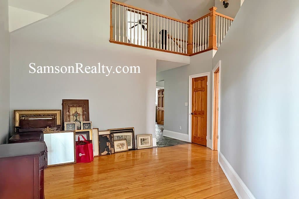 Cranston Condo: 14 Bartlett Ave