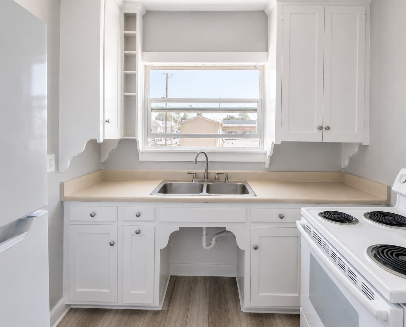 Klamath Falls Apartment: 133 N Monroe St