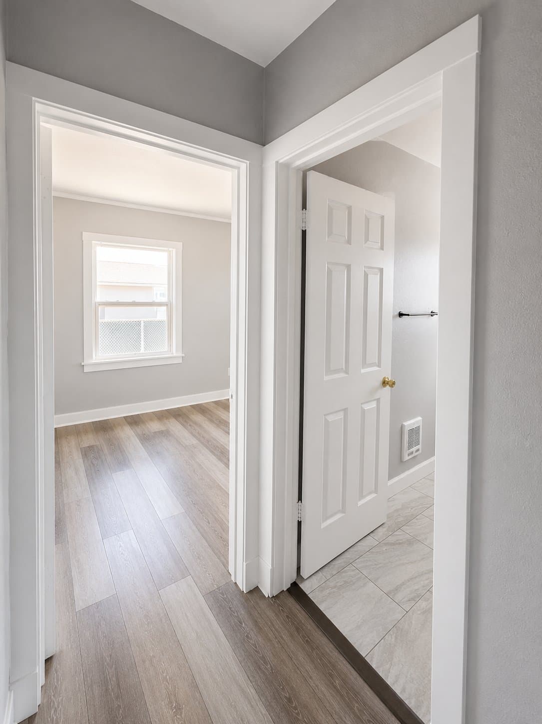 Klamath Falls Apartment: 133 N Monroe St