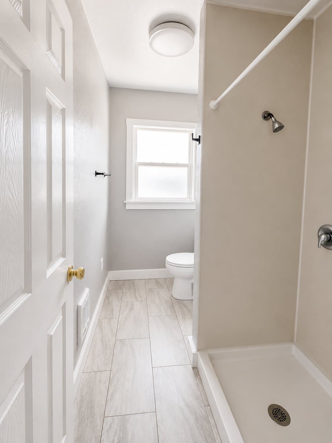 Klamath Falls Apartment: 133 N Monroe St