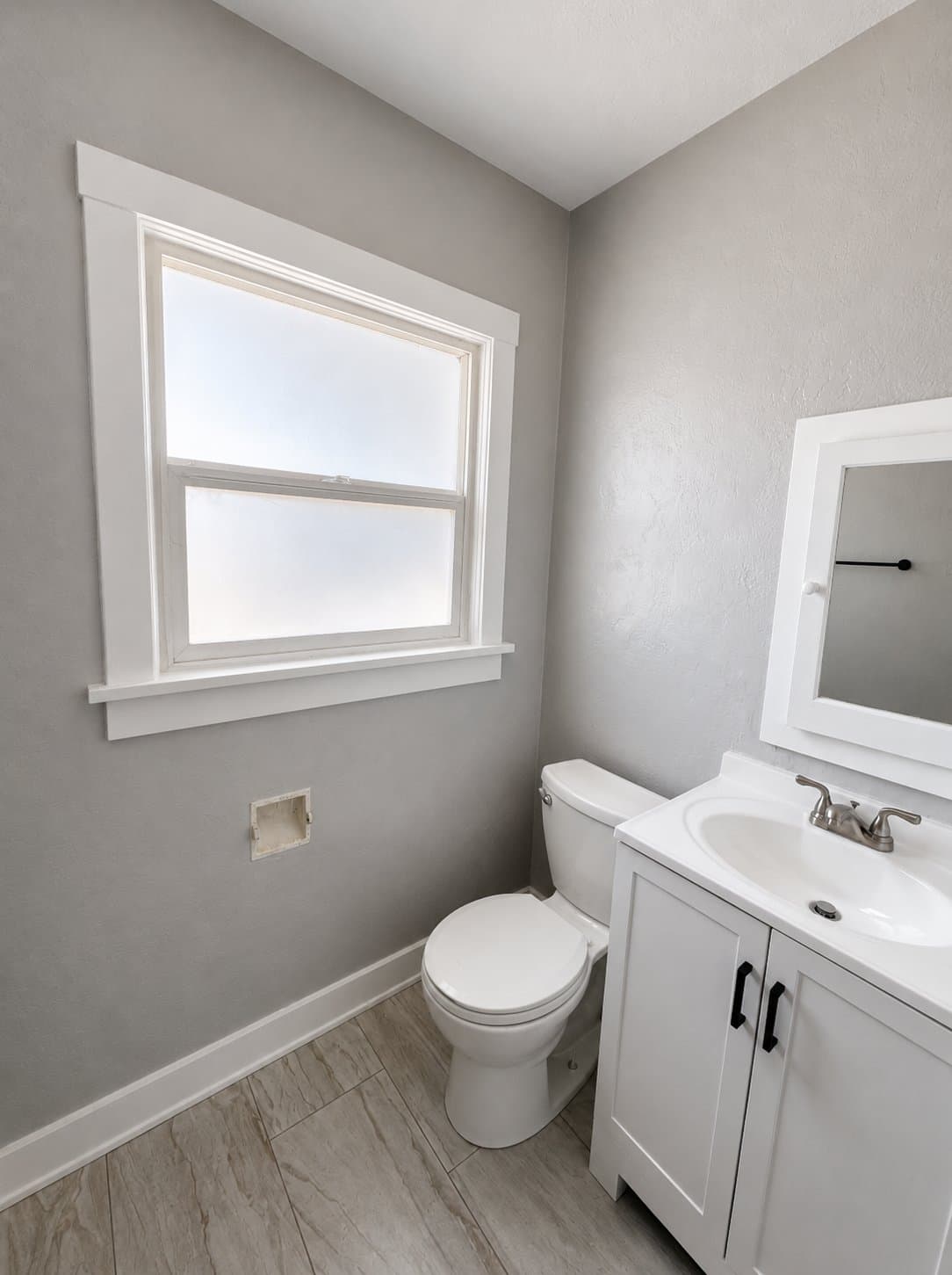 Klamath Falls Apartment: 133 N Monroe St