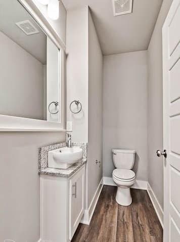 Fayetteville Townhome: 1705 W Deane St