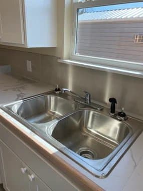 Texarkana House: 305 Private Road 13093