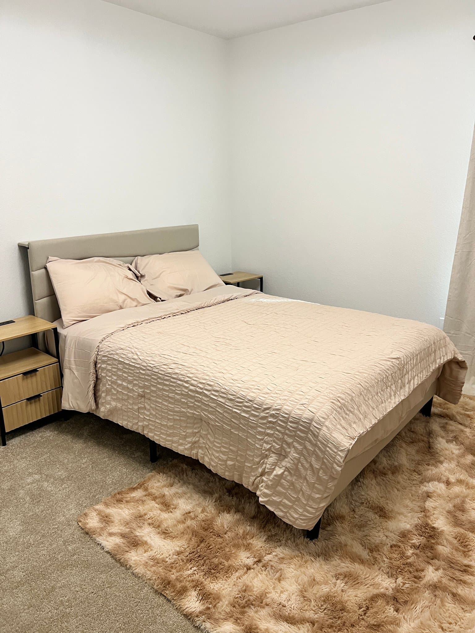 Portsmouth Single Room: 1527 Highland Ave