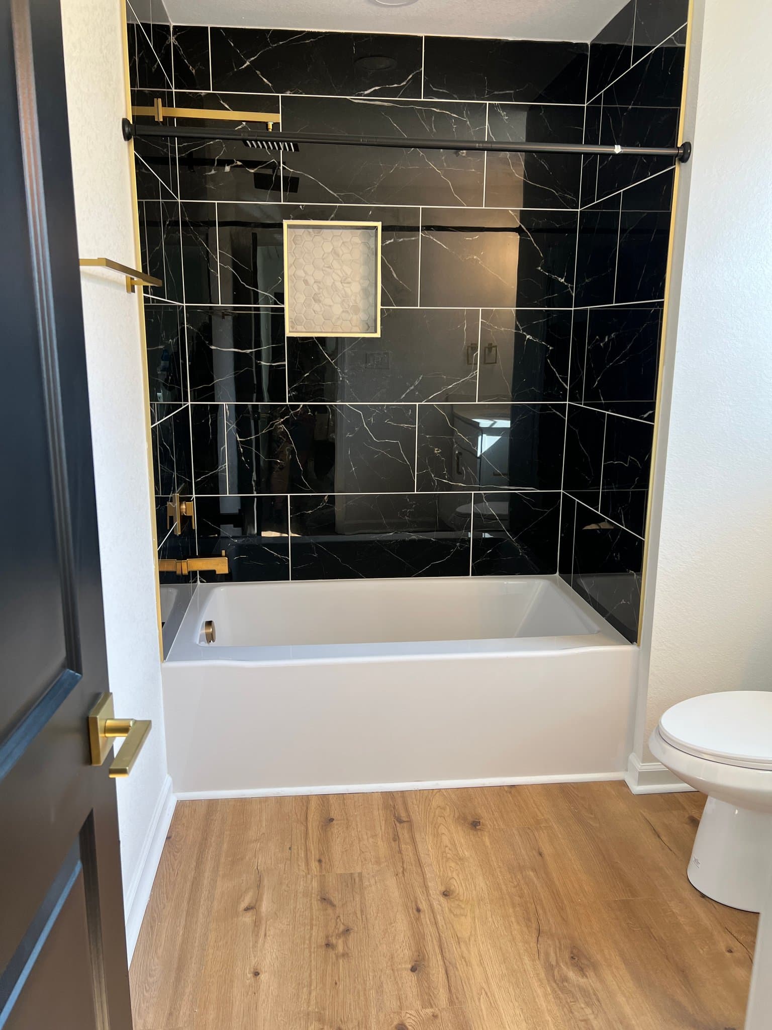 Portsmouth Single Room: 1527 Highland Ave