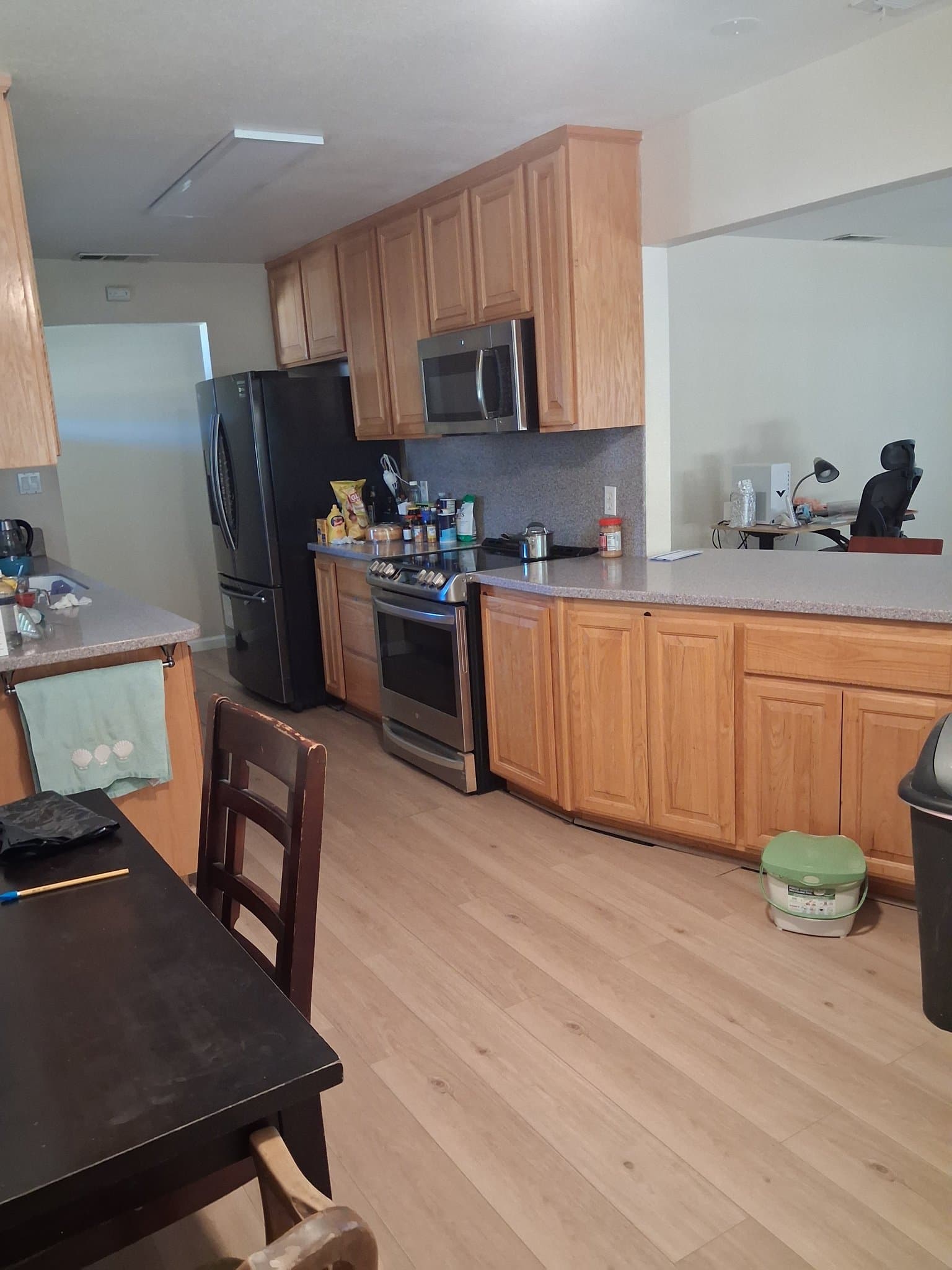 Rancho Cordova Single Room: 10500 Glenview Way