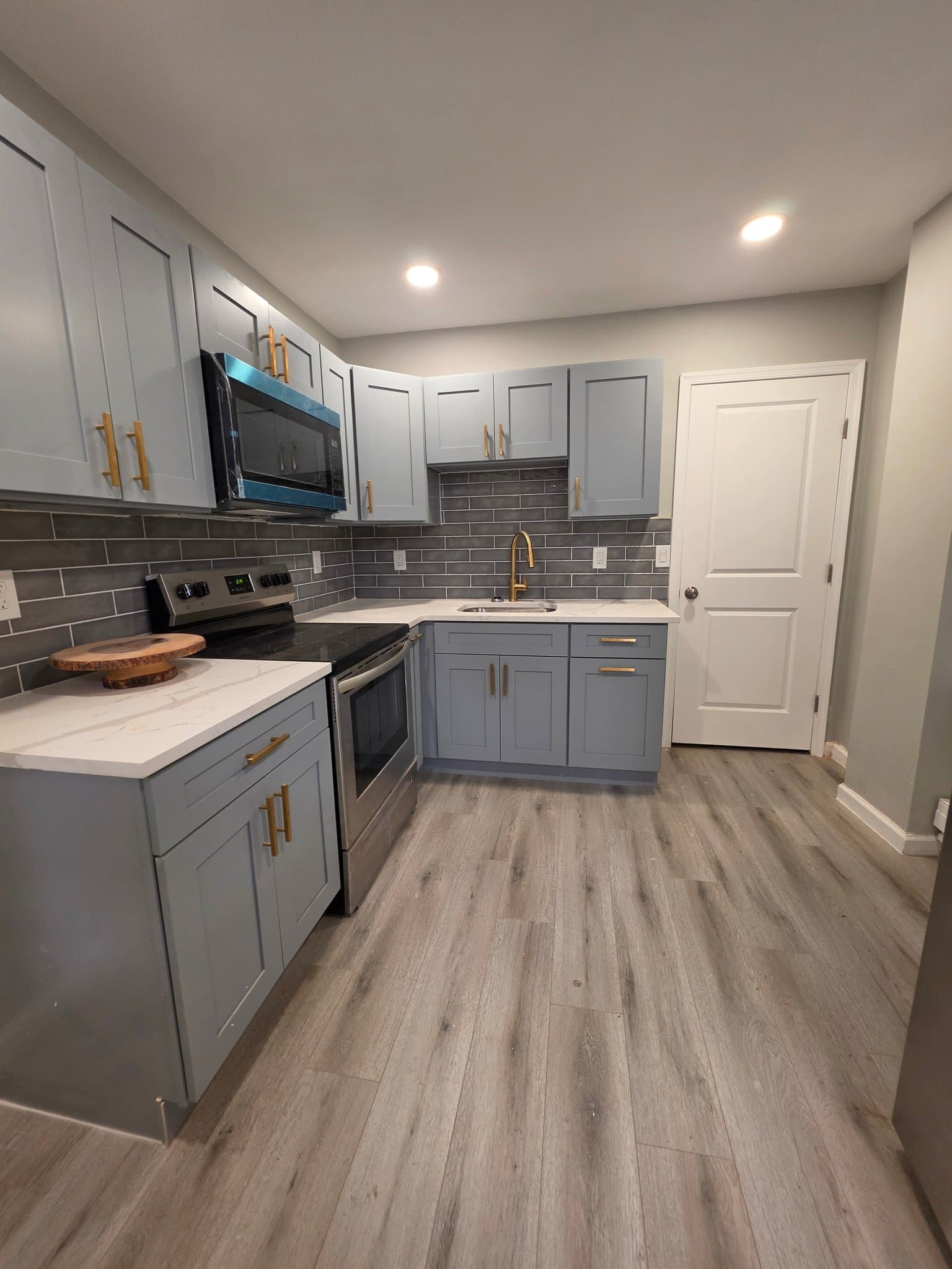Philadelphia House: 4917 Reno Street