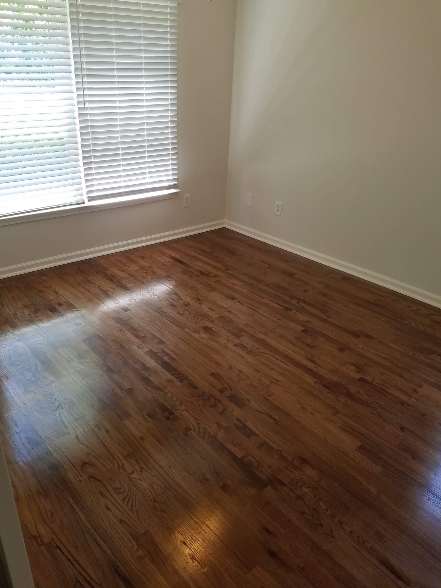 Atlanta House: 1070 Harwell St NW