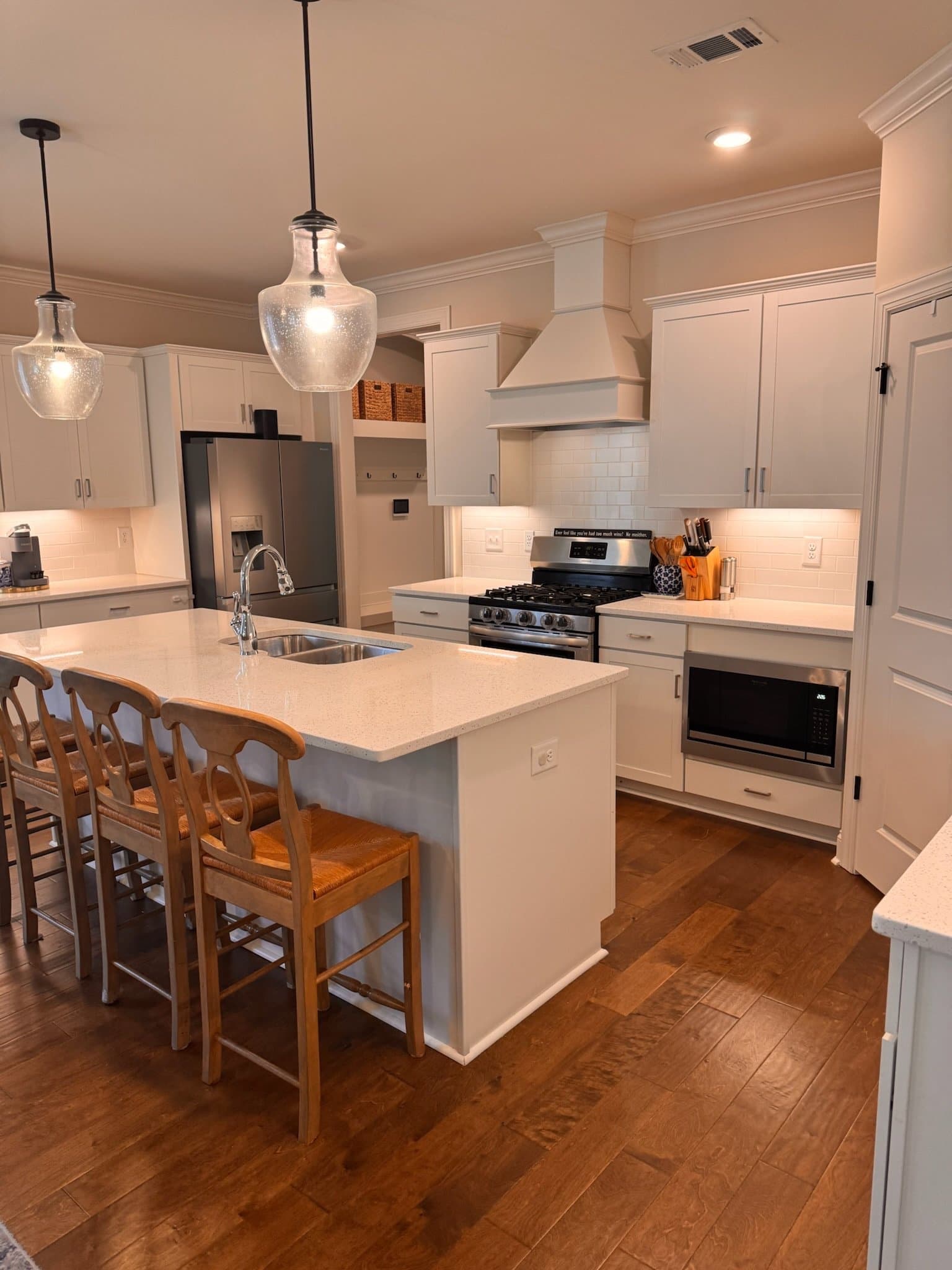 Auburn House: 854 Clear Spring Drive