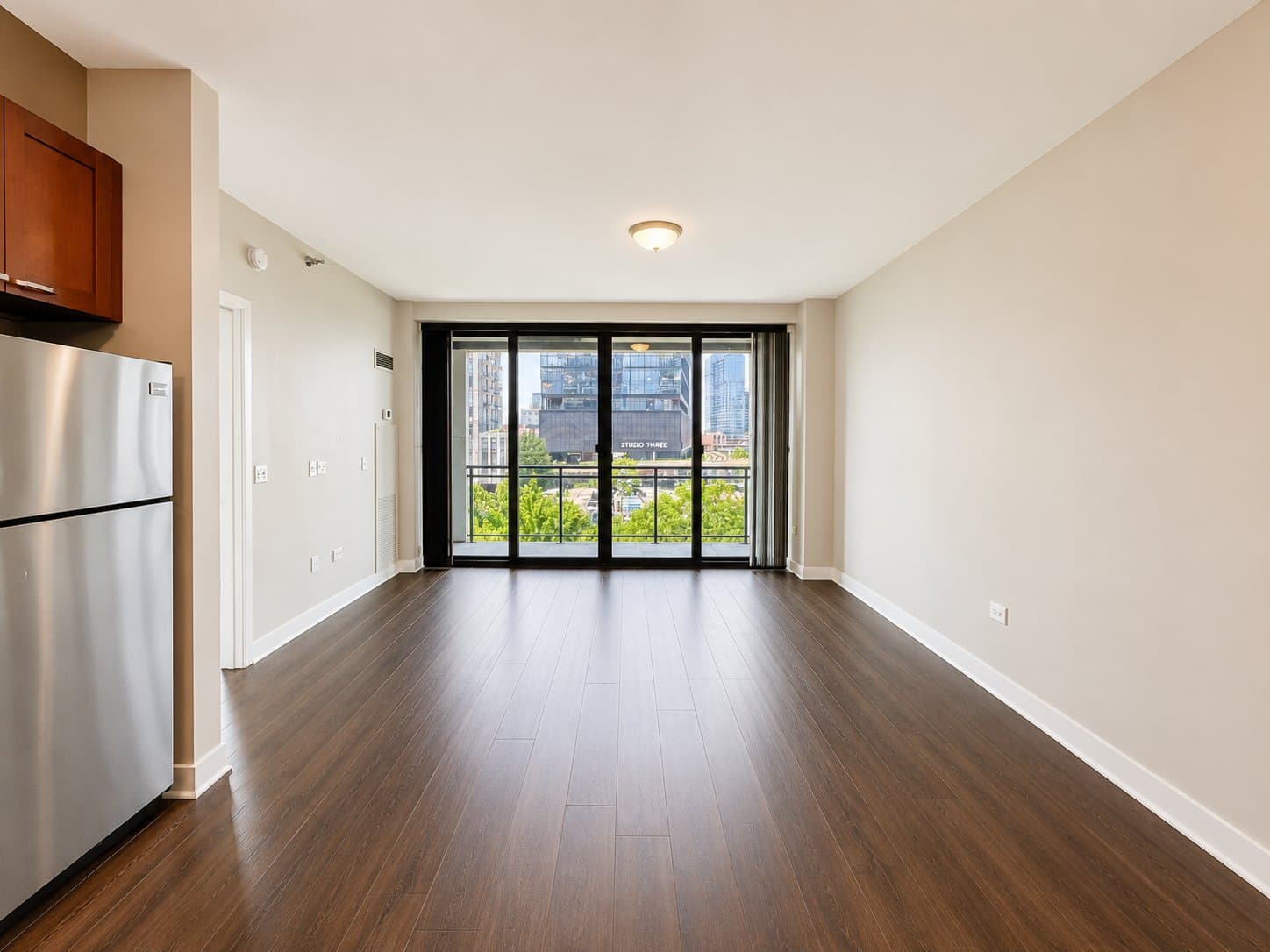 Chicago Condo: 660 W Wayman Street
