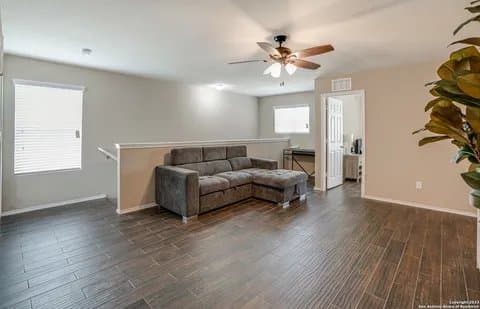 San Antonio House: 11922 Horse Canyon