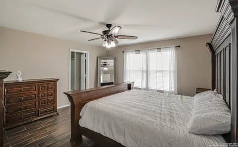 San Antonio House: 11922 Horse Canyon