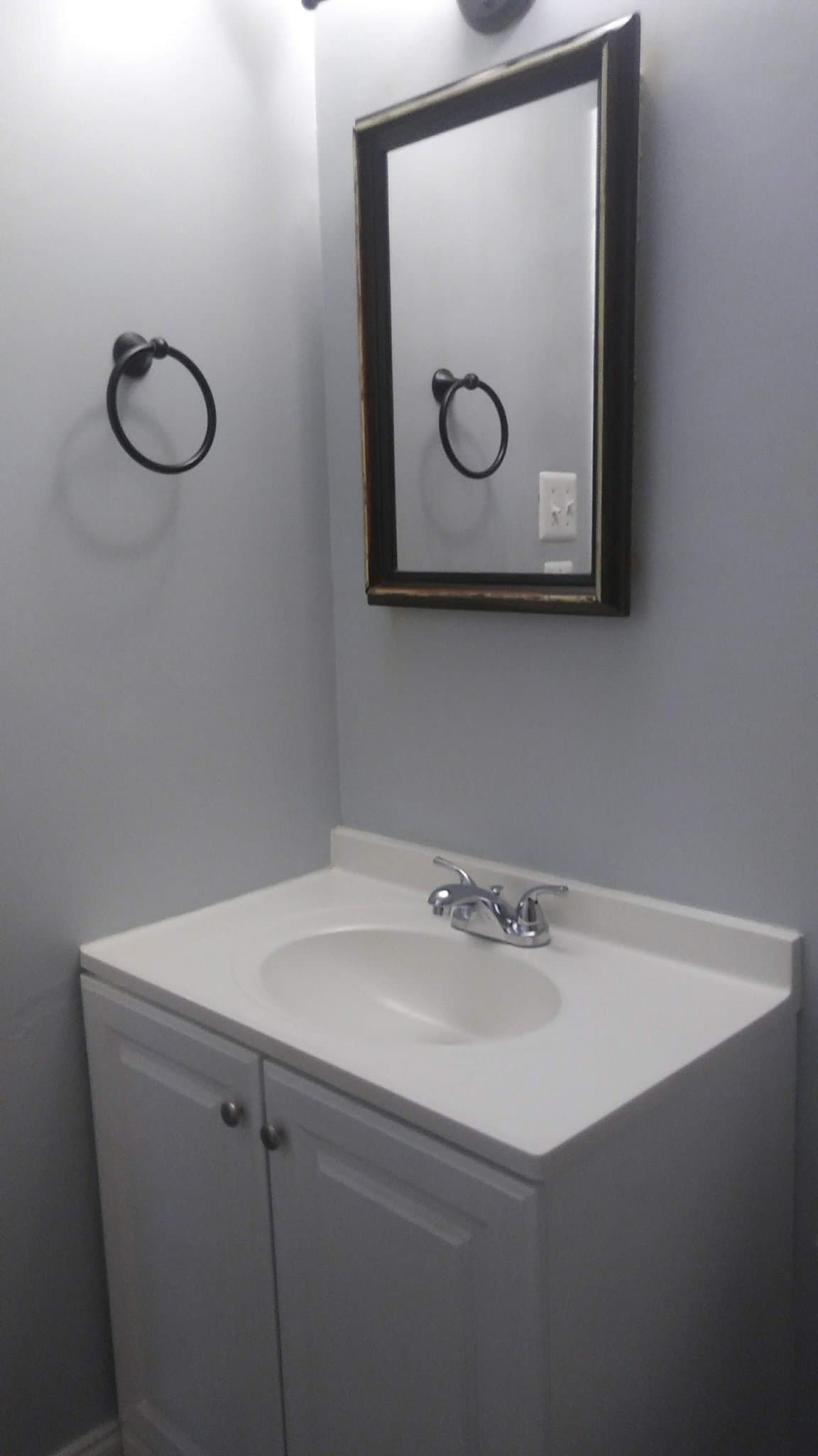 Essex Townhome: 706 Seawall Road