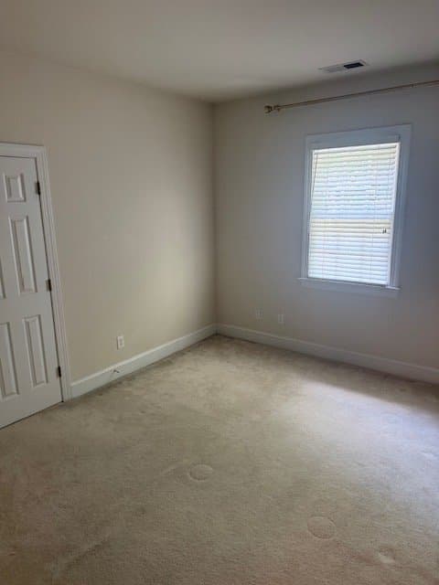 charlotte House: 6739 Red Maple Dr