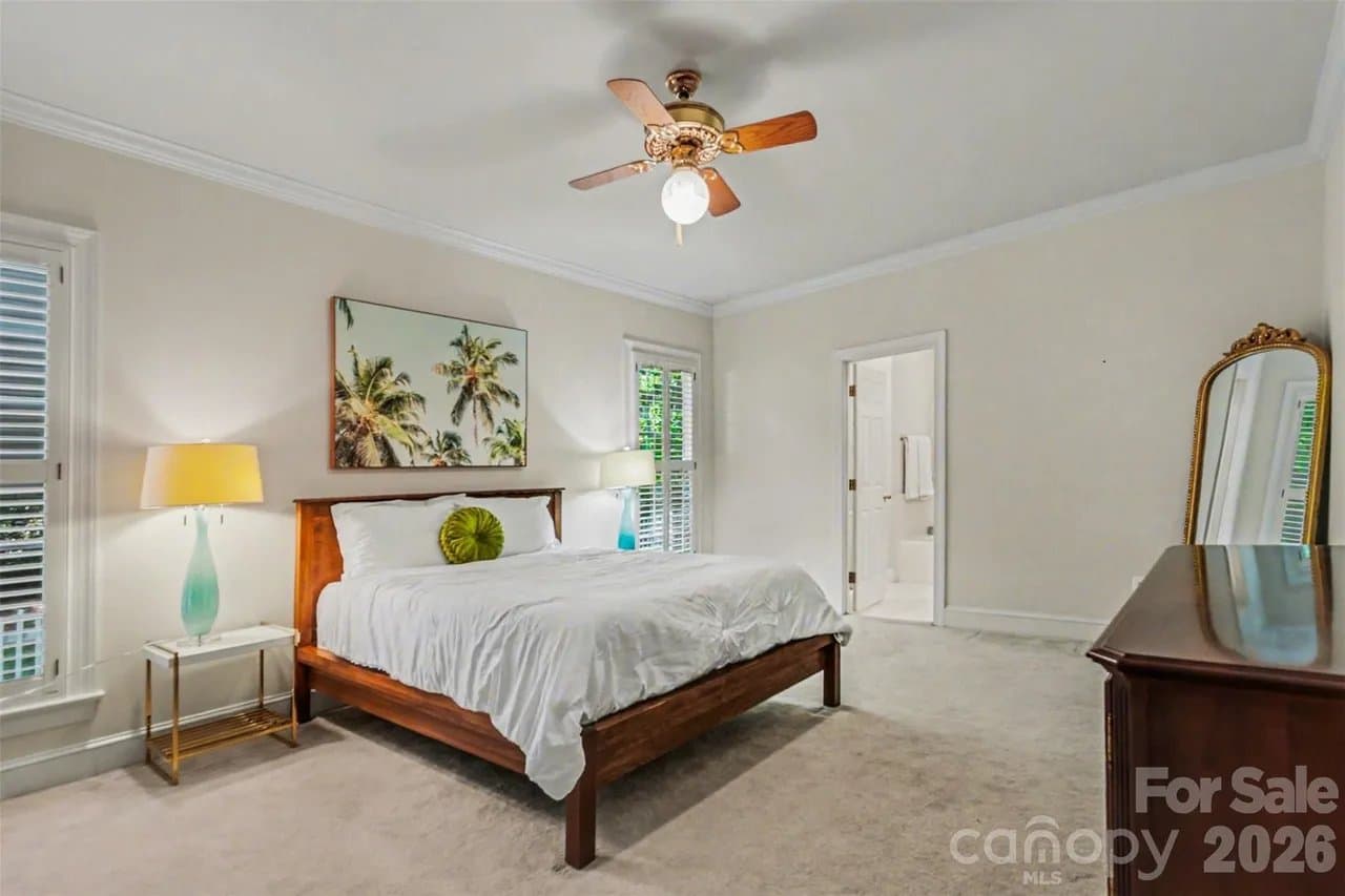 charlotte House: 6739 Red Maple Dr