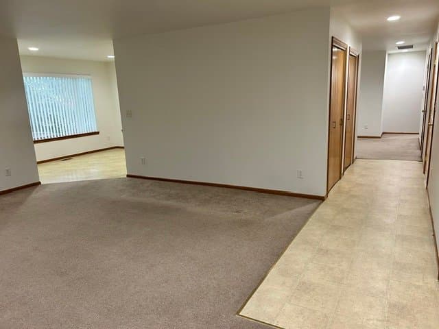 Bellingham House: 1205 E. Indiana