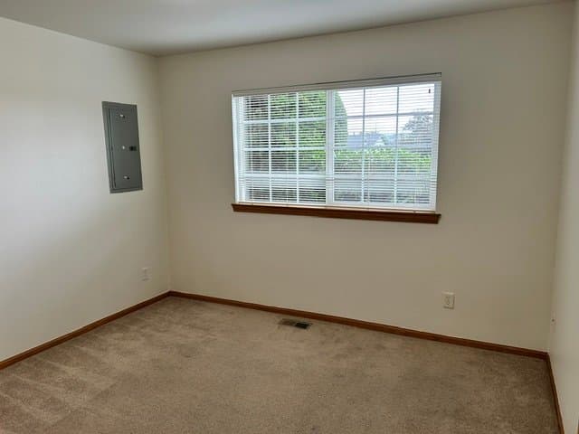 Bellingham House: 1205 E. Indiana