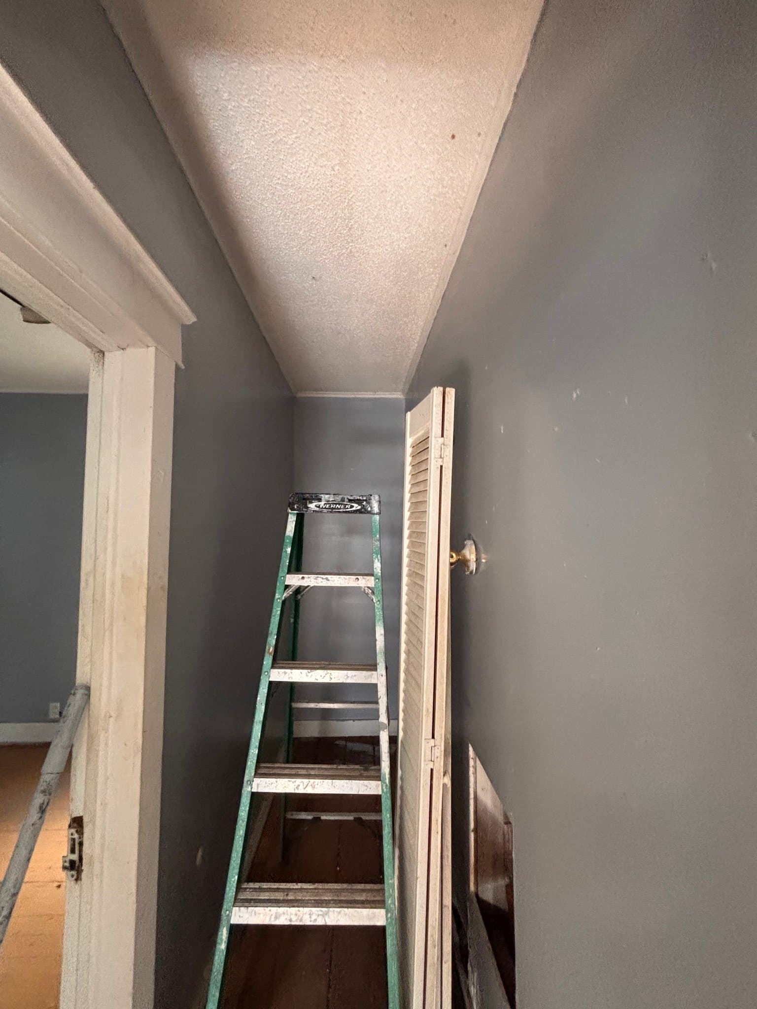 Decatur House: 2648 E Prairie St