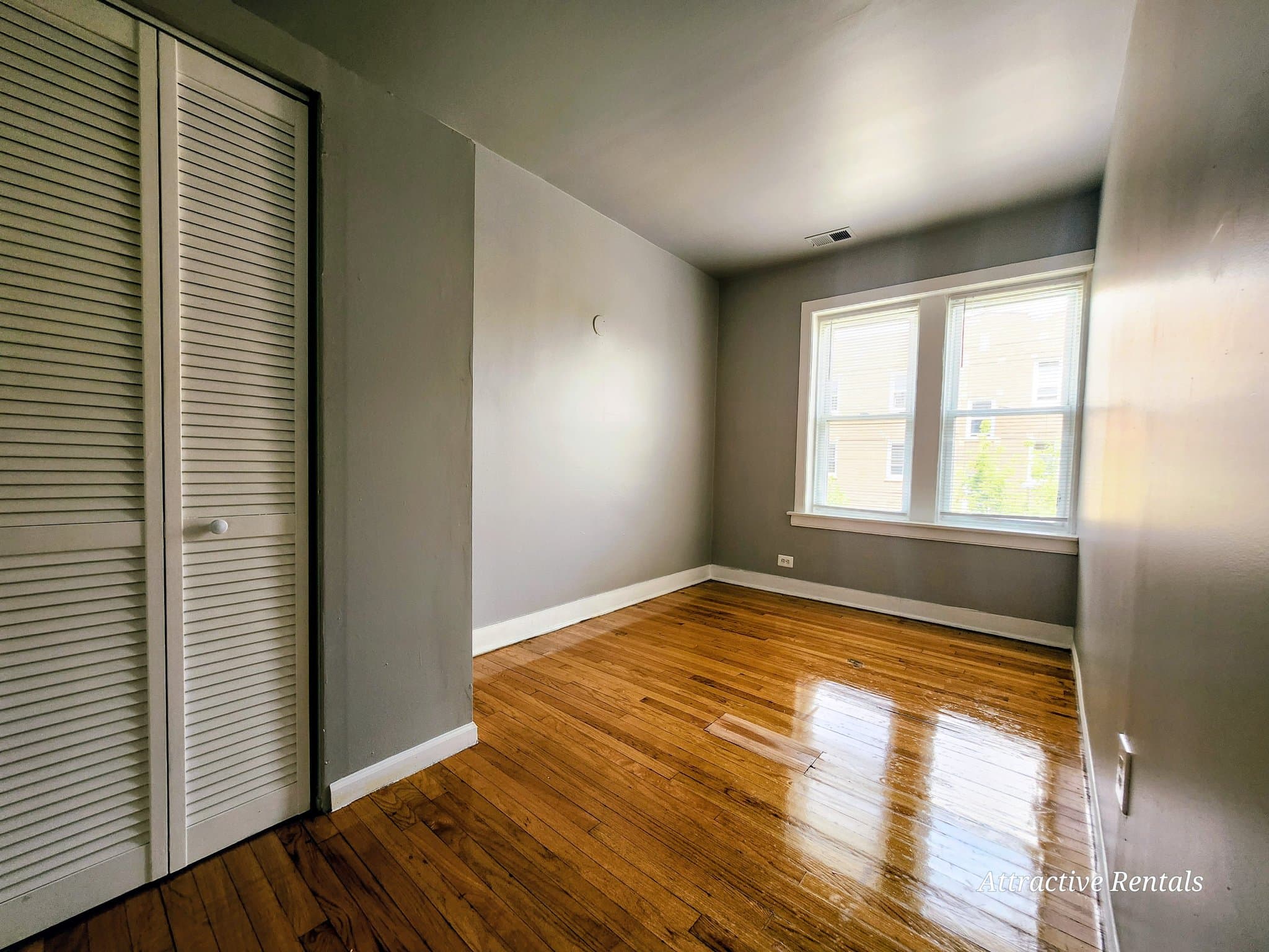 Chicago Apartment: 1617 W 78th