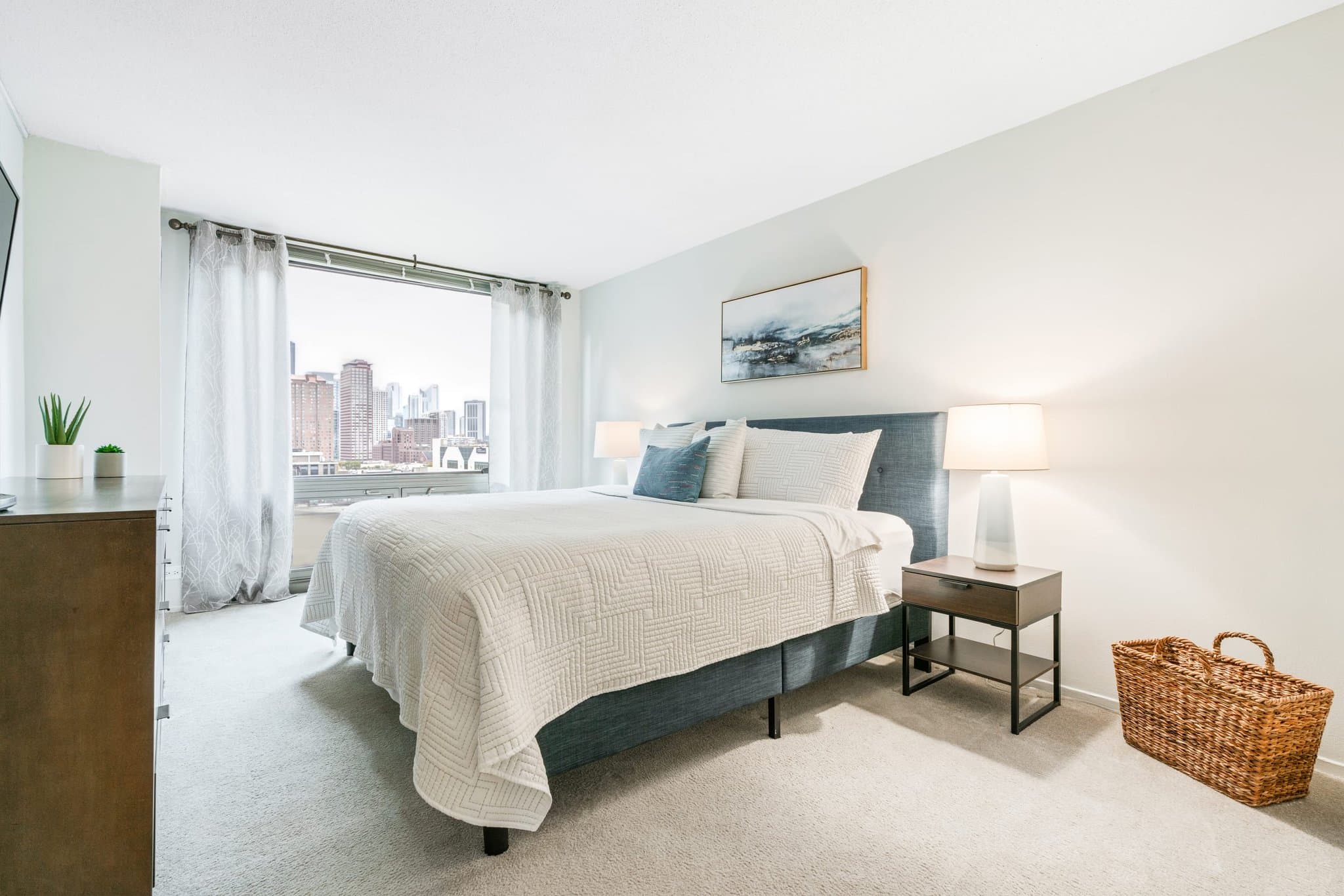 Chicago Condo: 55 W Elm Street