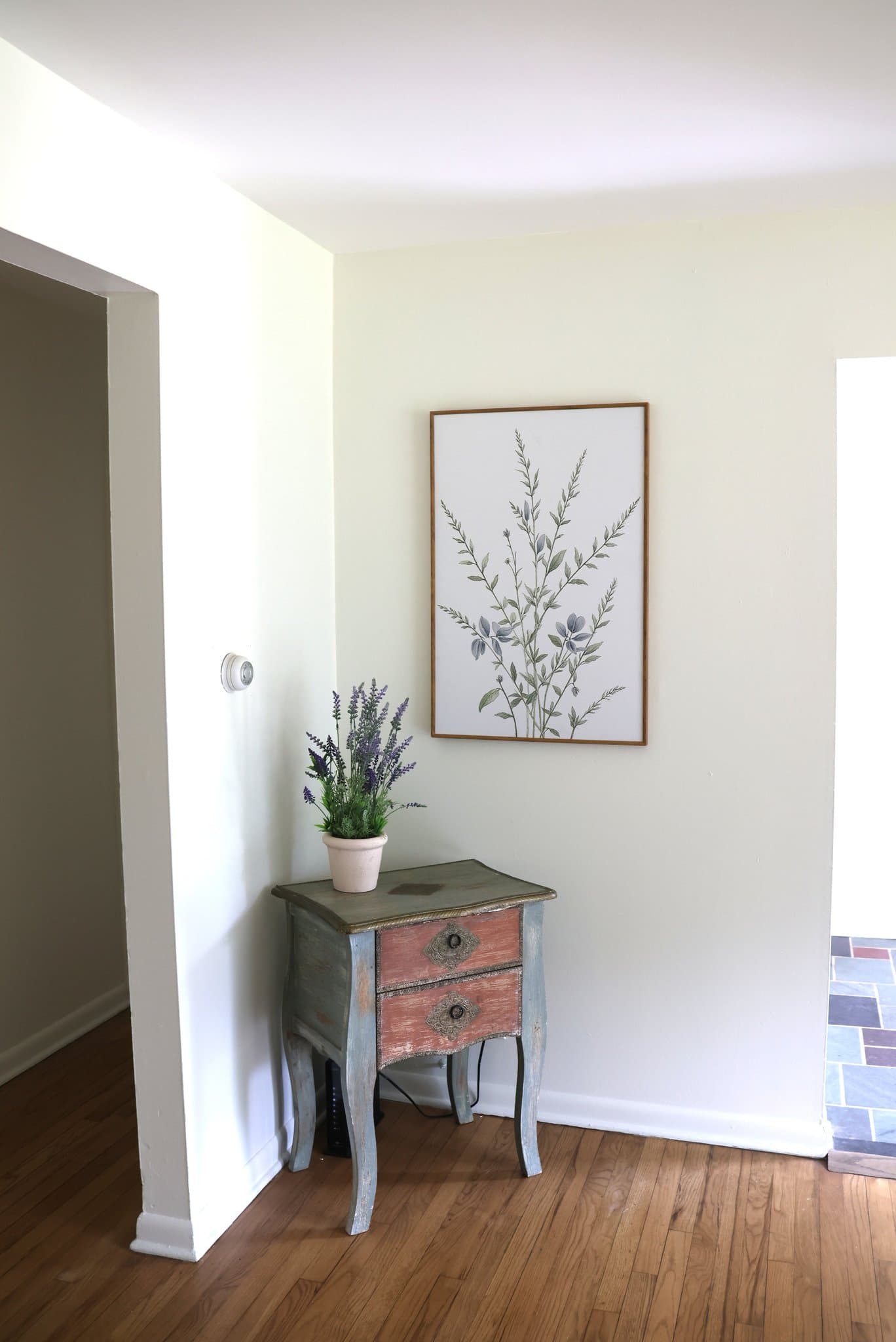 CANTON Single Room: 50990 MOTT ROAD