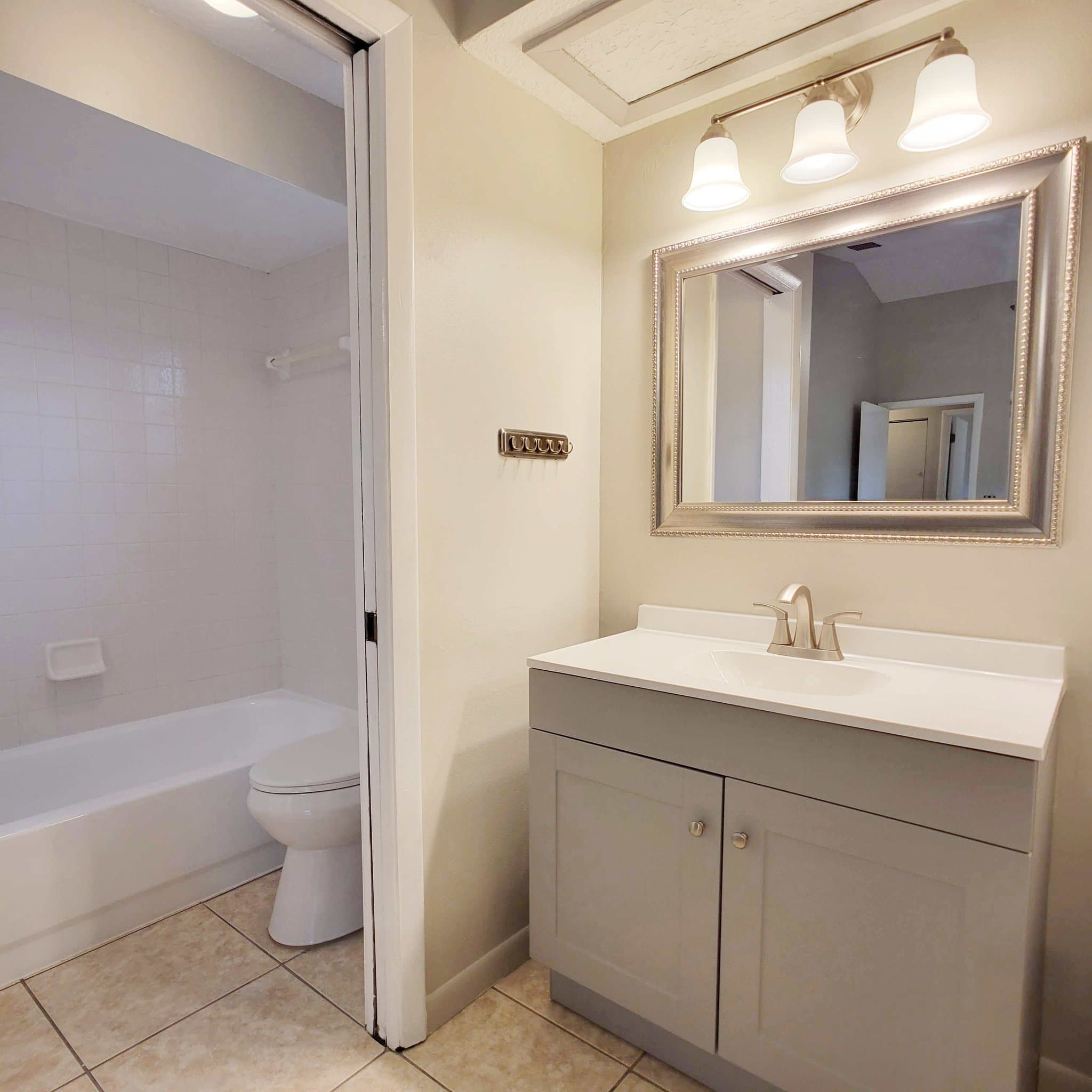 Tampa House: 8411 N Greenwood Avenue