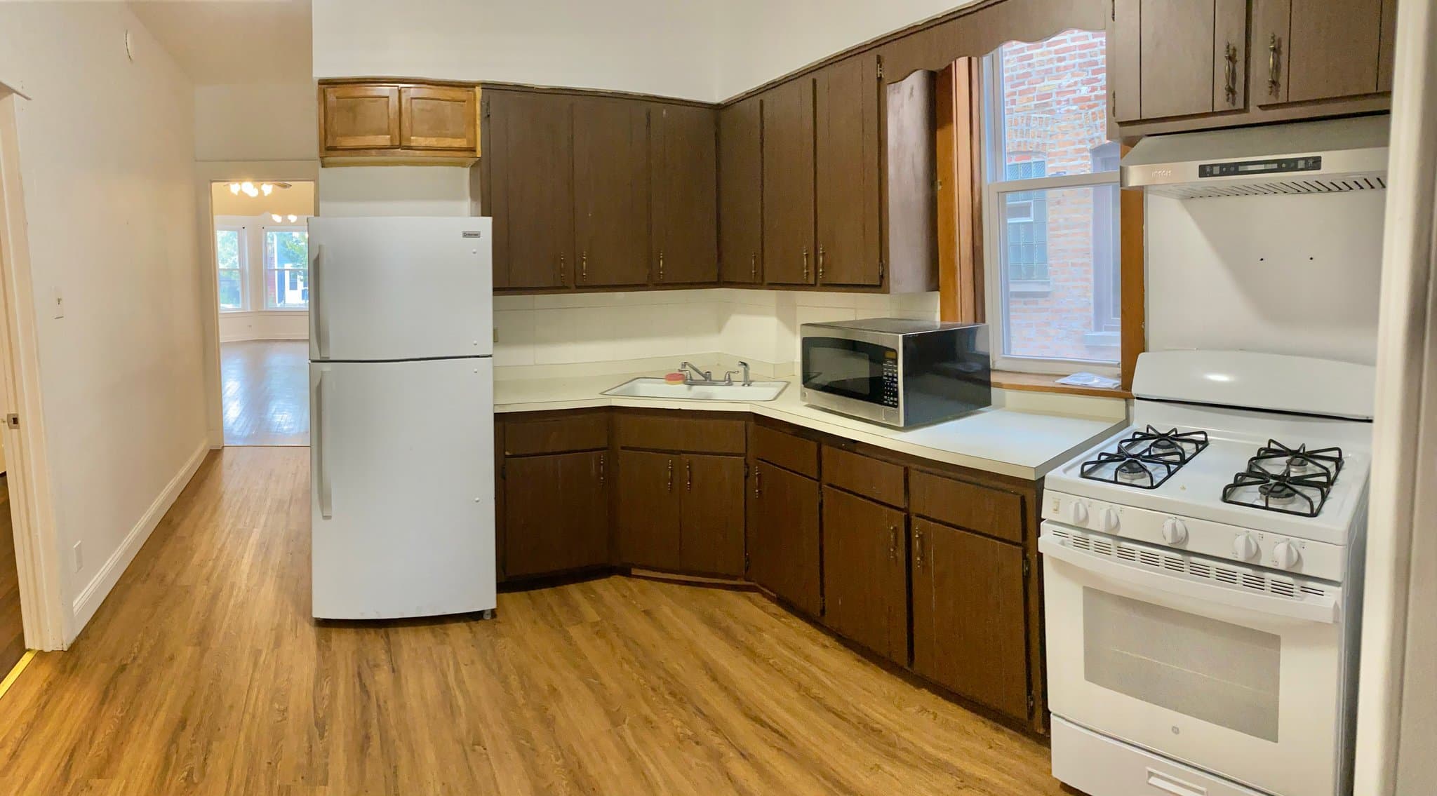 Chicago House: 2513 W Pershing Rd