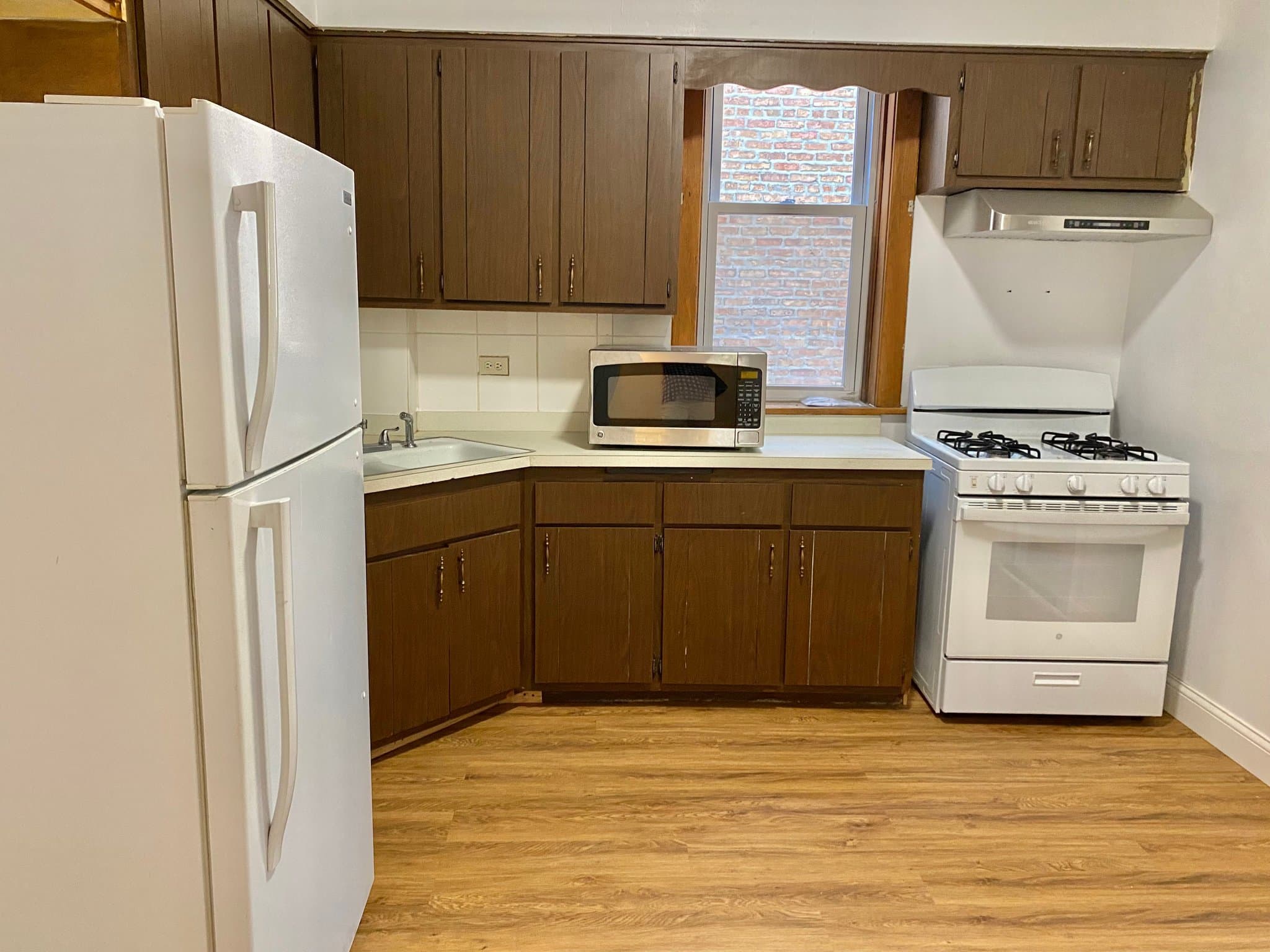 Chicago House: 2513 W Pershing Rd
