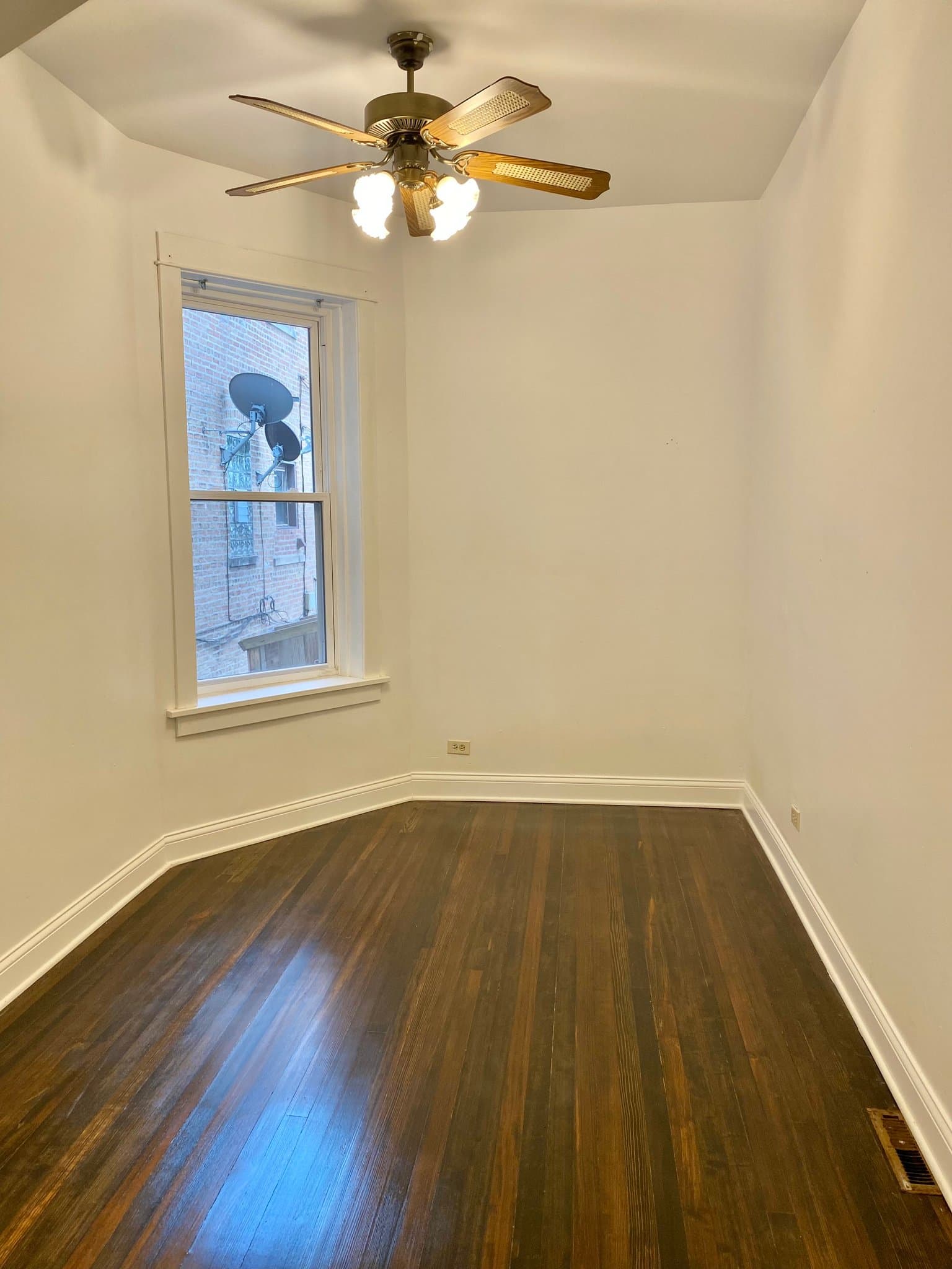 Chicago House: 2513 W Pershing Rd