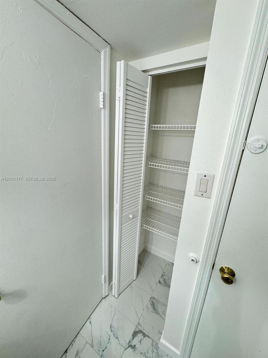 MIAMI Condo: 15751 SW 106 Ter
