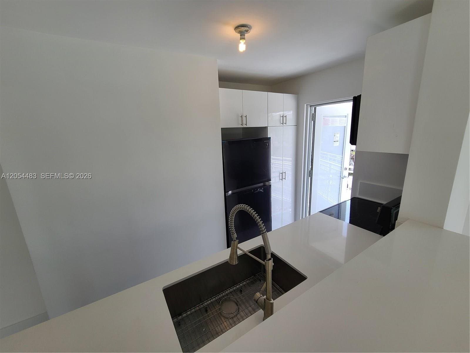 MIAMI BEACH Condo: 901 10th St