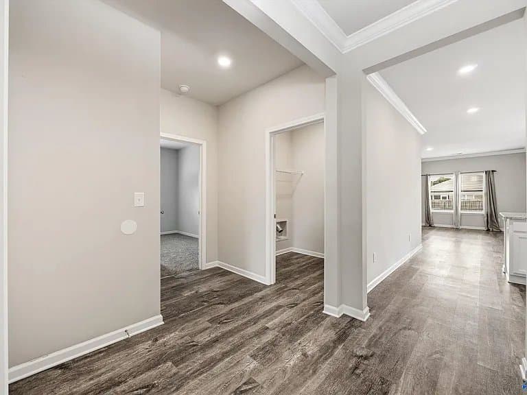 Athens House: 14864 NORFLEET DR