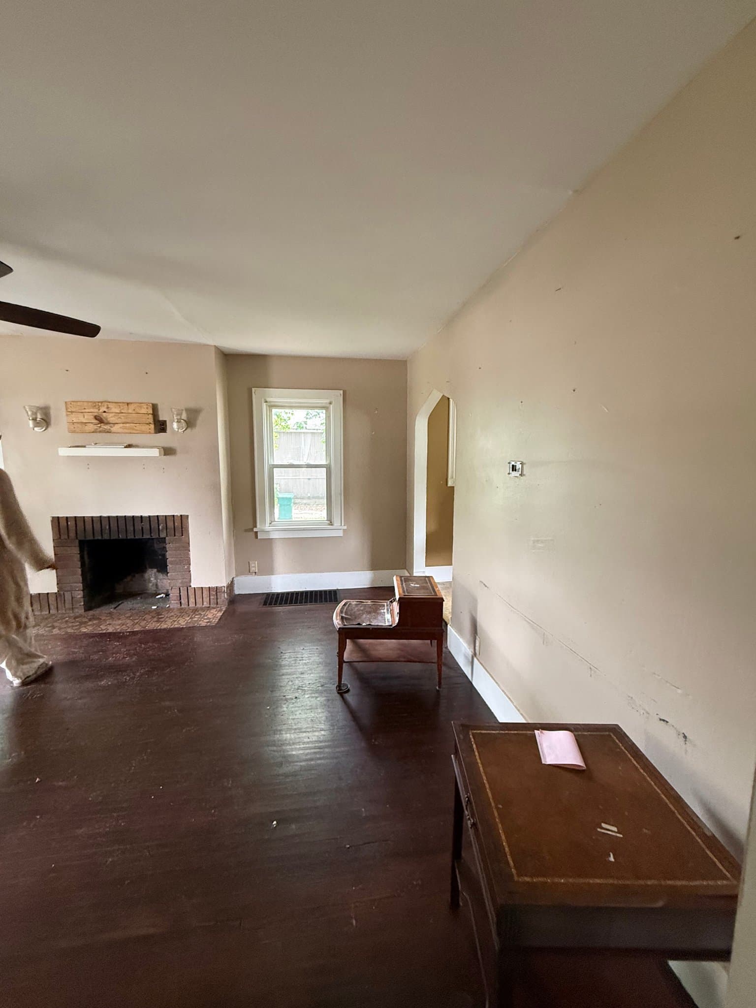 Decatur House: 1252 E Whitmer St