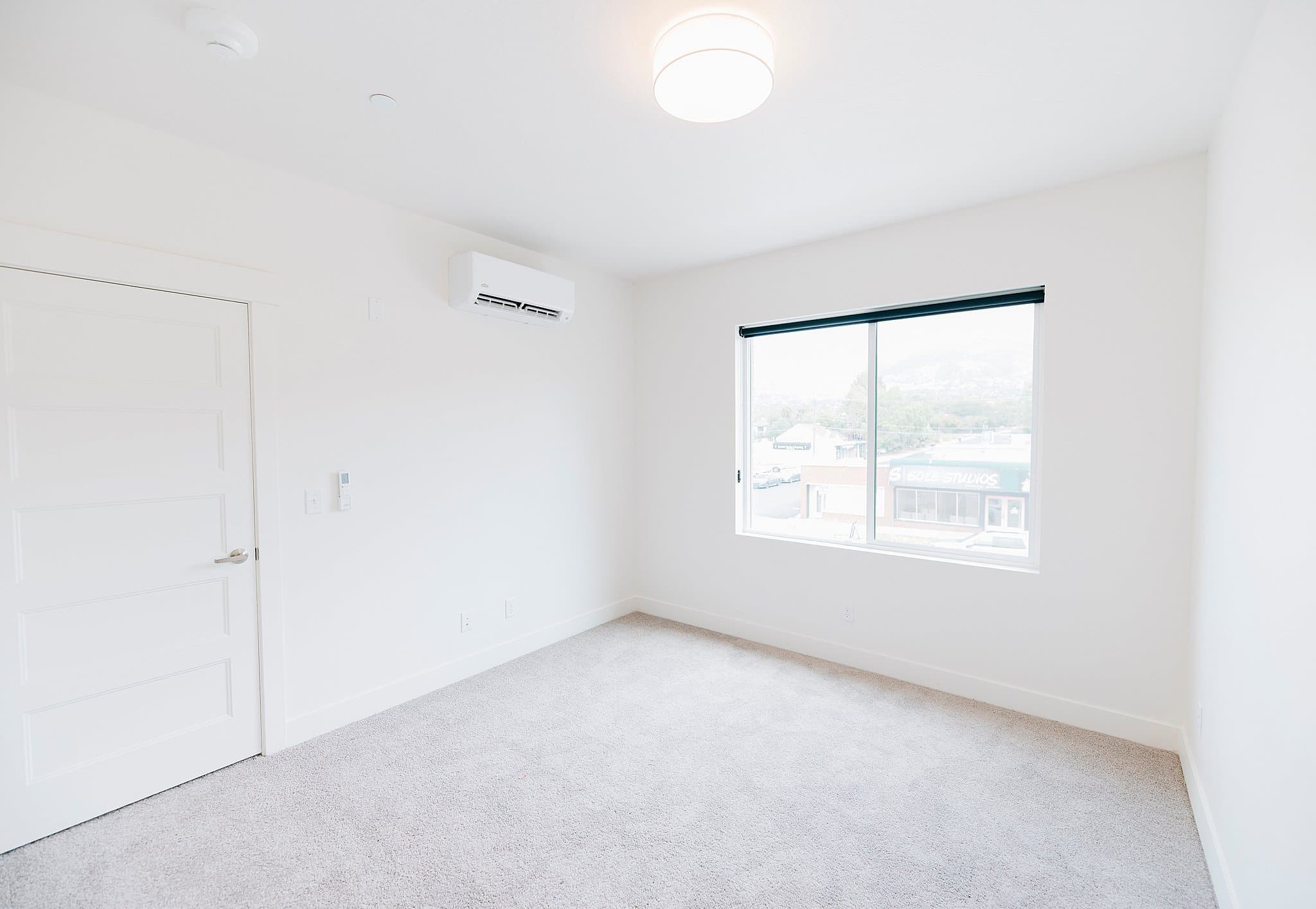 Bountiful Apartment: 408 S Main St.