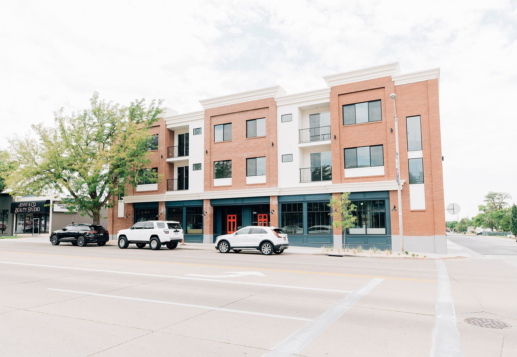 Bountiful Apartment: 408 S Main St.