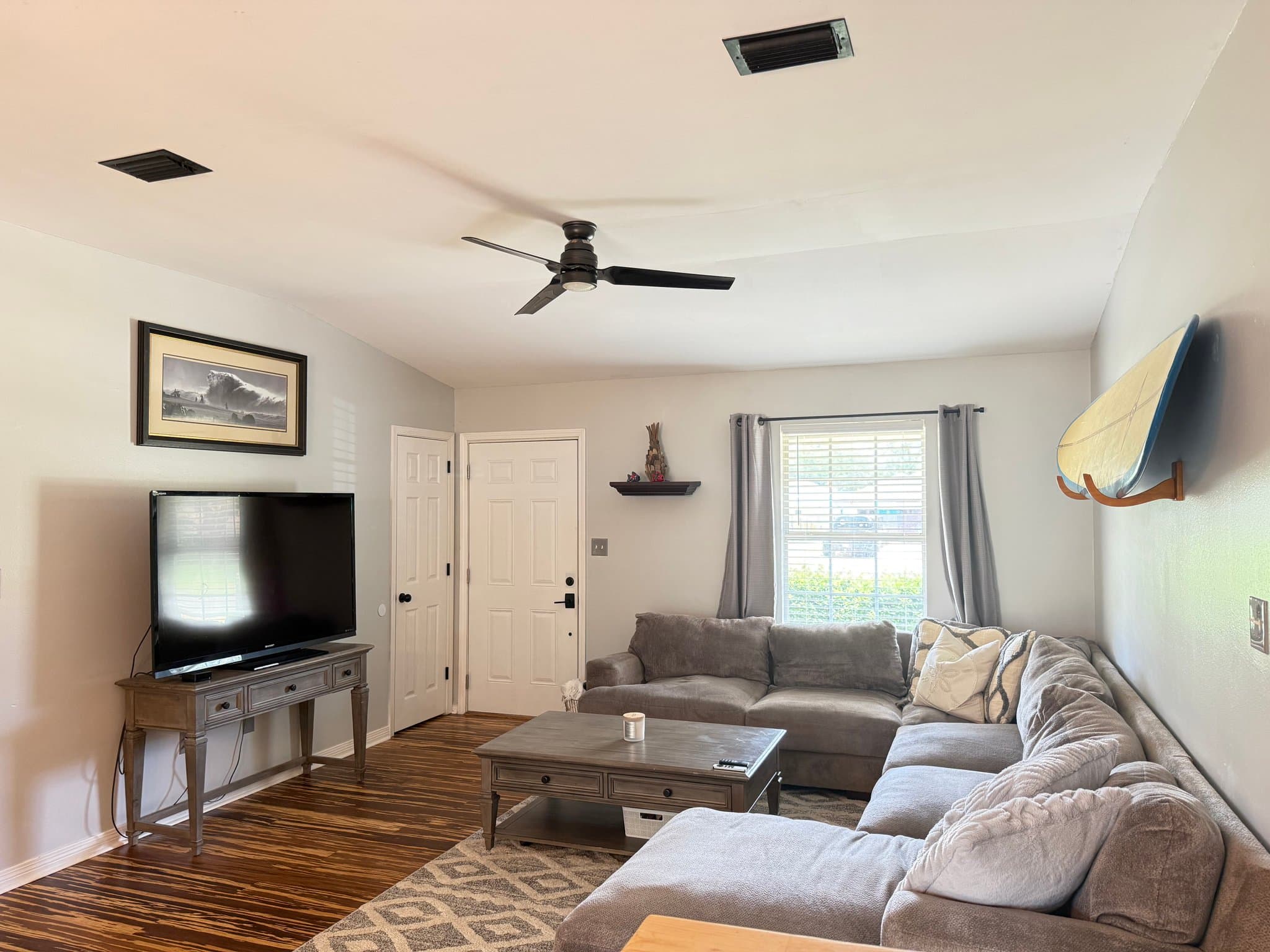 Navarre House: 2601 Edgewood Dr