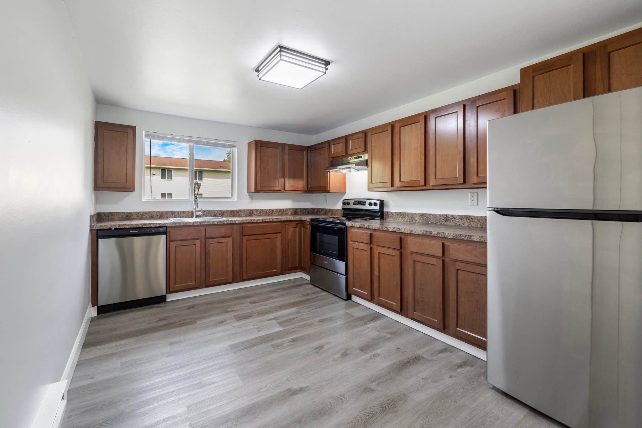 north syracuse Single Room: 436-438 S Main St.