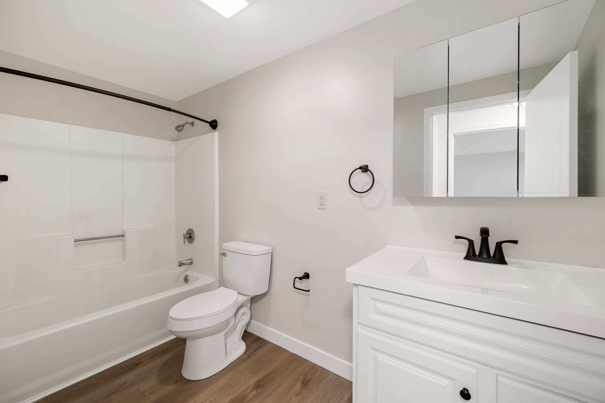 north syracuse Single Room: 436-438 S Main St.