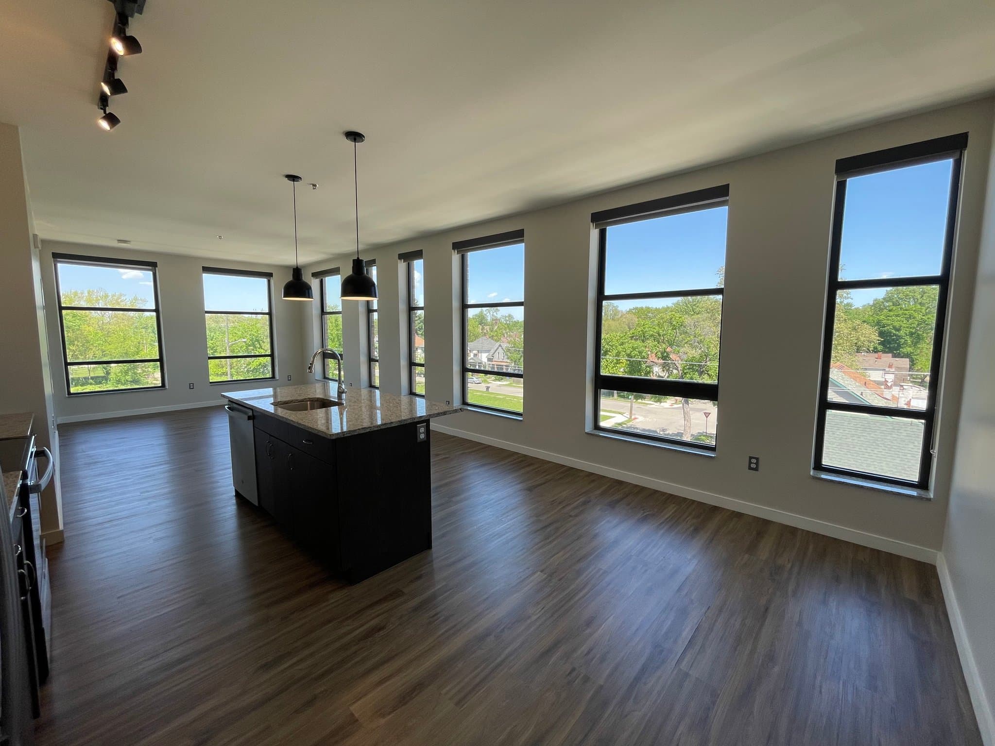 Detroit Apartment: 8001 Kercheval