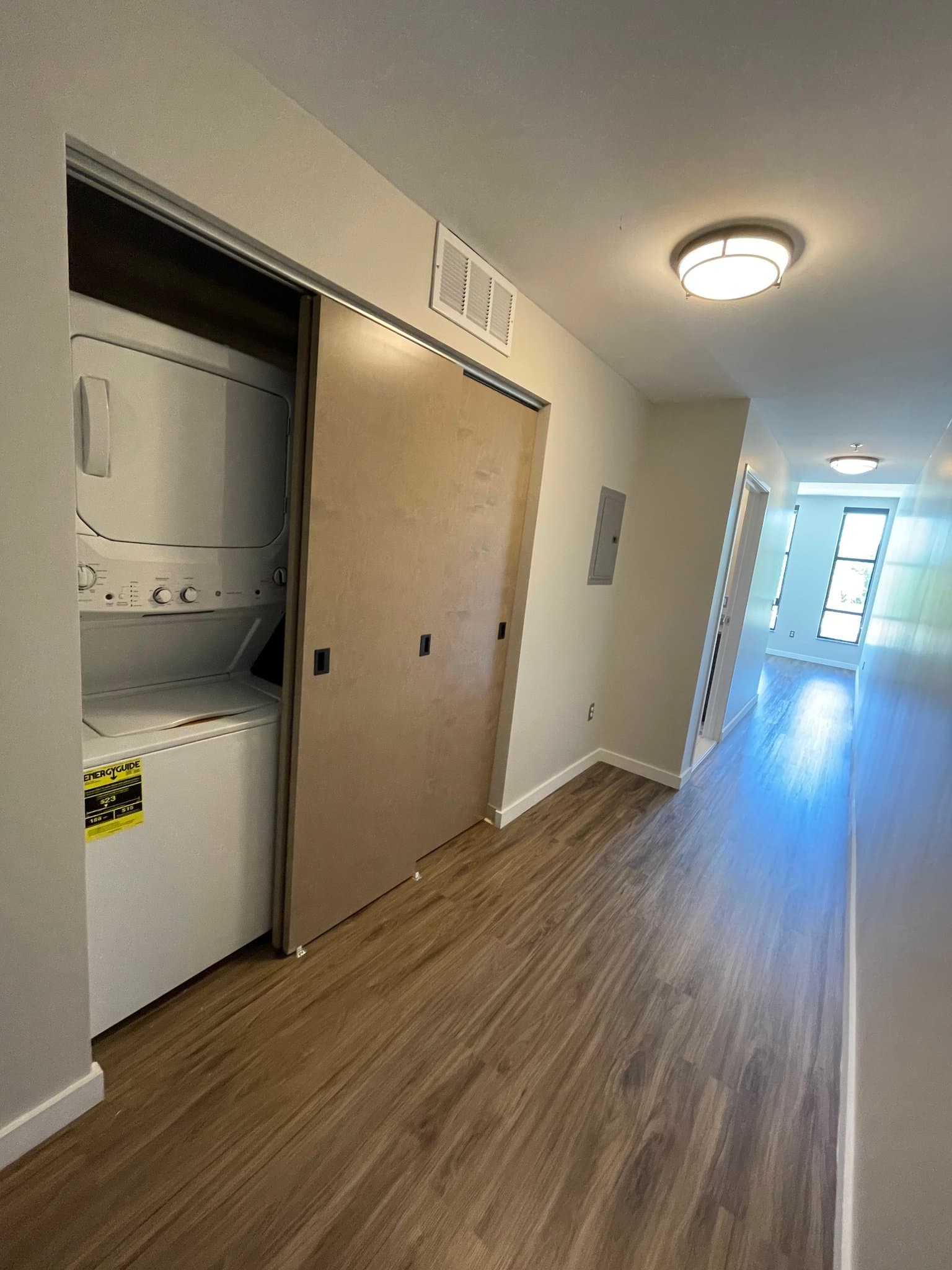 Detroit Apartment: 8001 Kercheval
